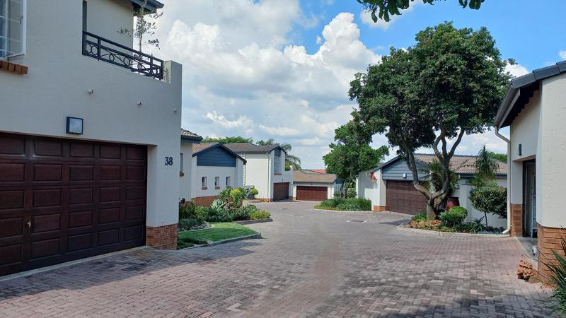 3 Bedroom Property for Sale in Moreleta Park Gauteng