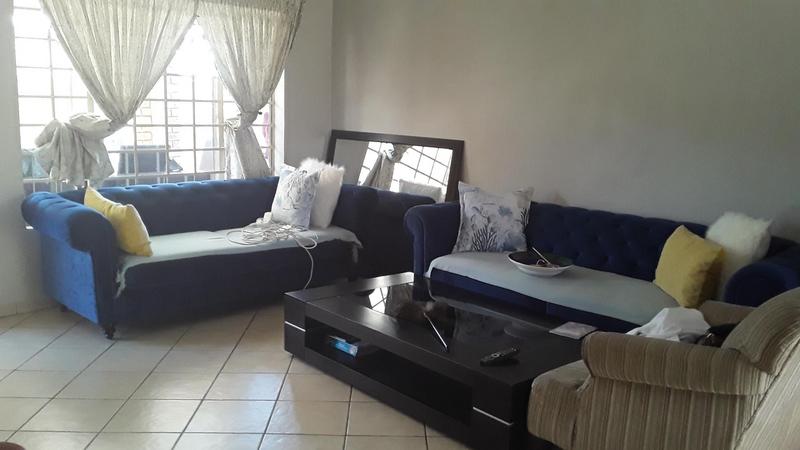 2 Bedroom Property for Sale in Amberfield Gauteng