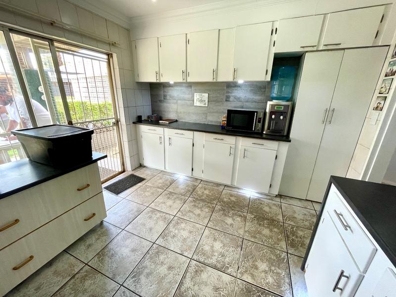 4 Bedroom Property for Sale in Krugersdorp North Gauteng