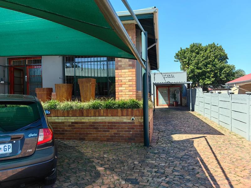 Commercial Property for Sale in Monument Gauteng