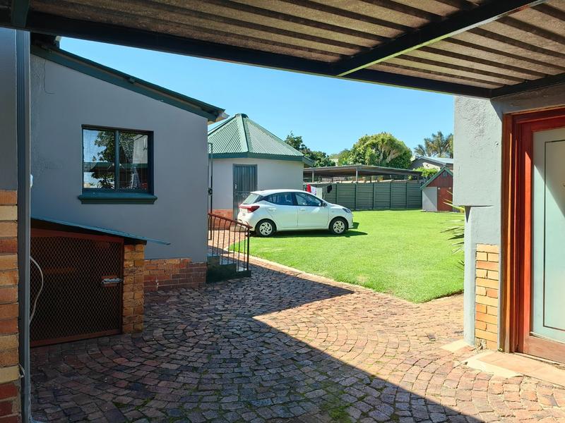 Commercial Property for Sale in Monument Gauteng