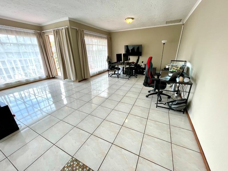 4 Bedroom Property for Sale in Noordheuwel Gauteng