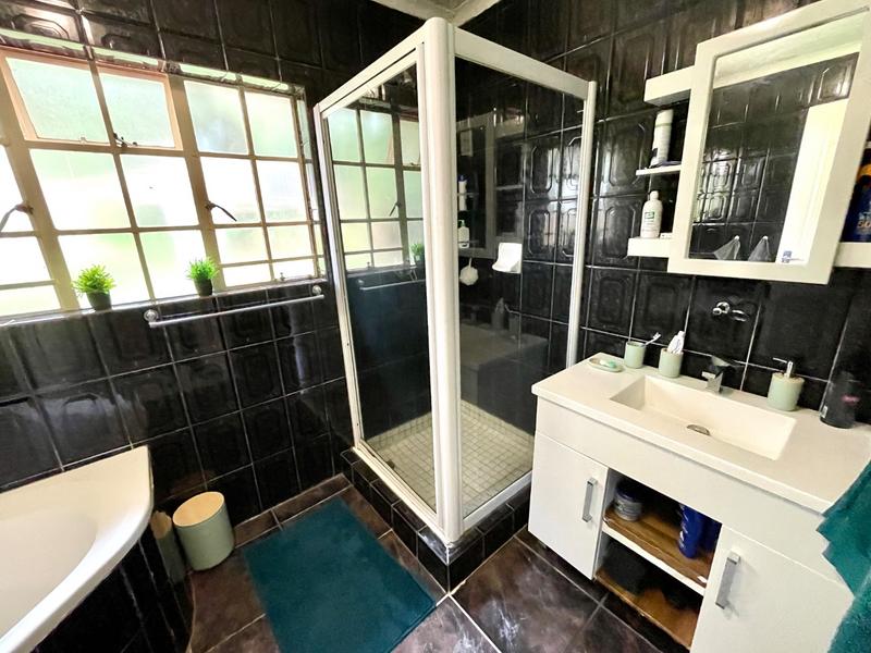 4 Bedroom Property for Sale in Noordheuwel Gauteng