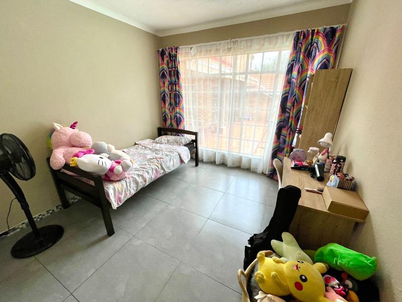 4 Bedroom Property for Sale in Noordheuwel Gauteng