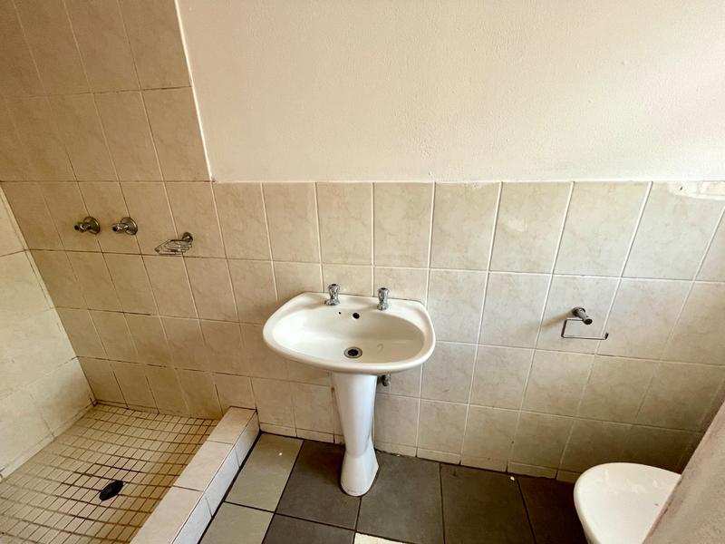 4 Bedroom Property for Sale in Noordheuwel Gauteng