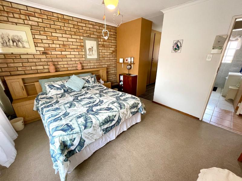 3 Bedroom Property for Sale in Noordheuwel Gauteng