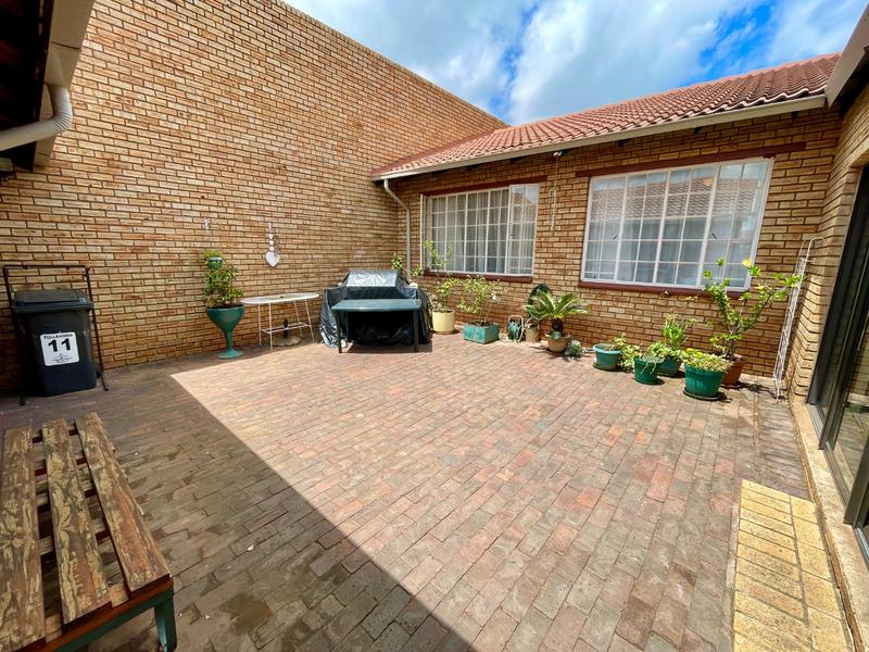 3 Bedroom Property for Sale in Noordheuwel Gauteng