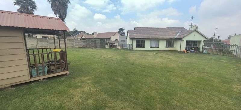 3 Bedroom Property for Sale in Witpoortjie Gauteng