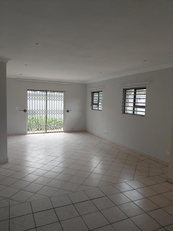 To Let 4 Bedroom Property for Rent in Bedfordview Gauteng