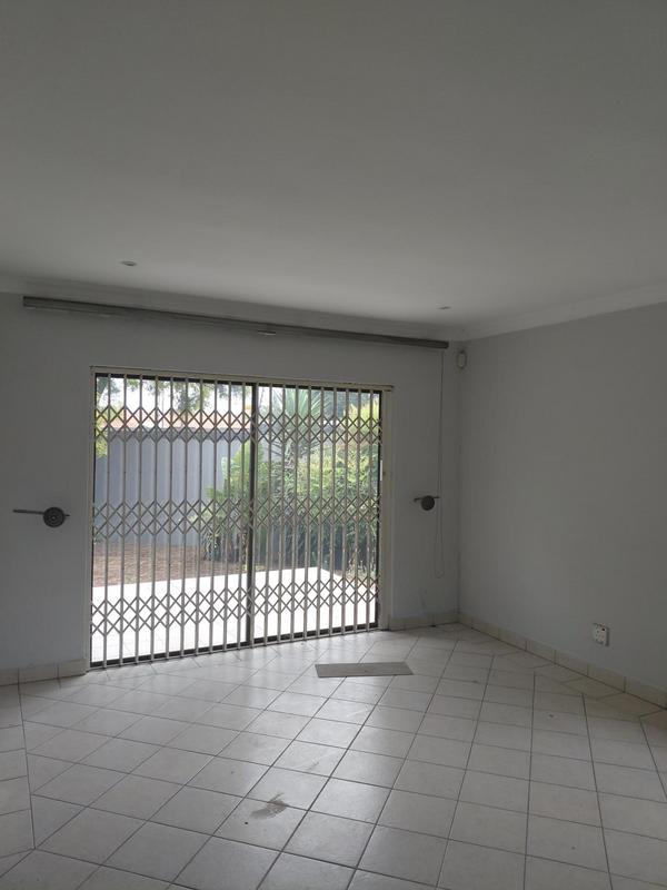 To Let 4 Bedroom Property for Rent in Bedfordview Gauteng