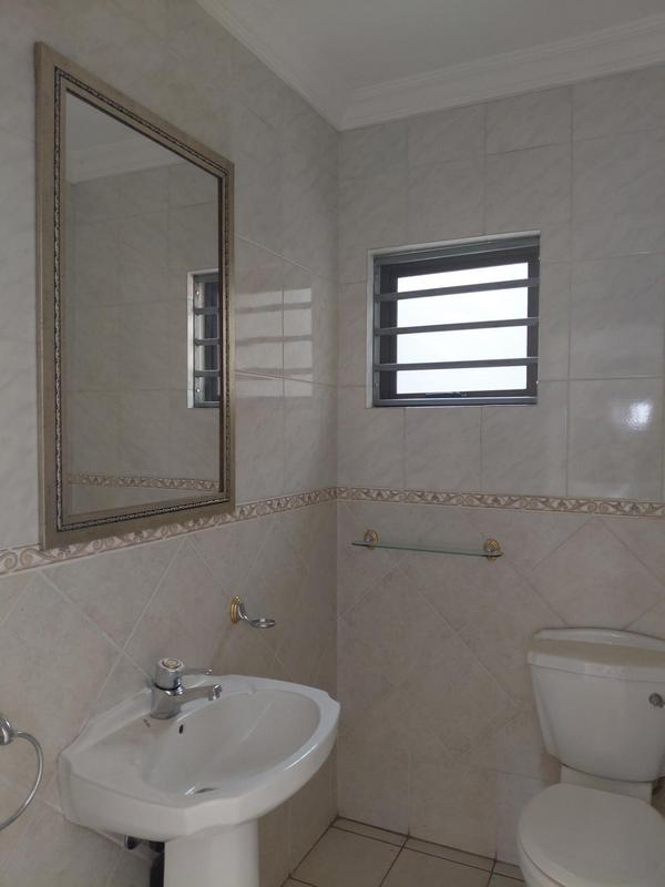 To Let 4 Bedroom Property for Rent in Bedfordview Gauteng