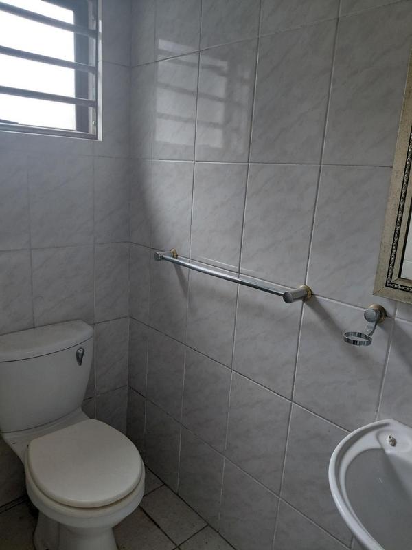 To Let 4 Bedroom Property for Rent in Bedfordview Gauteng
