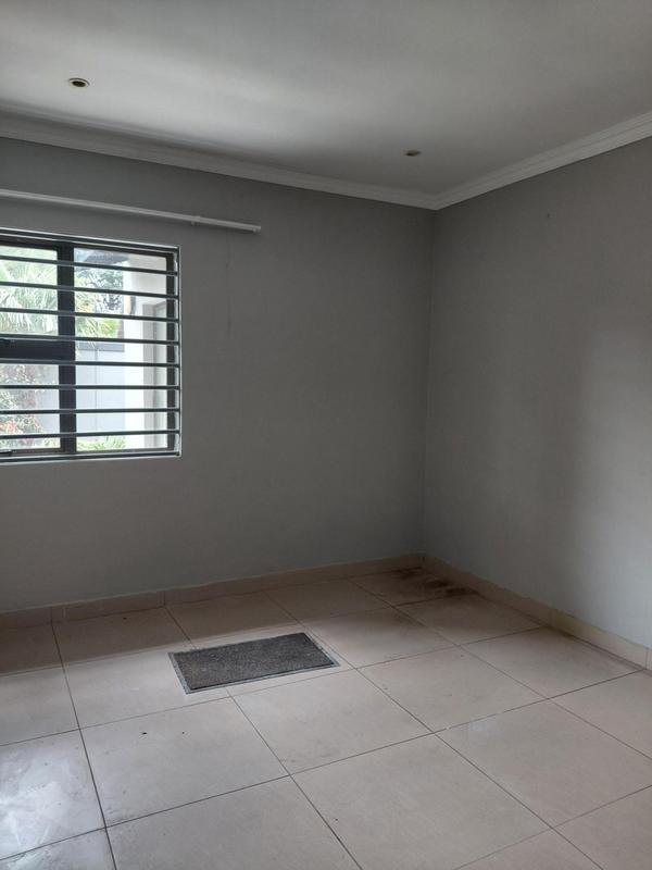 To Let 4 Bedroom Property for Rent in Bedfordview Gauteng