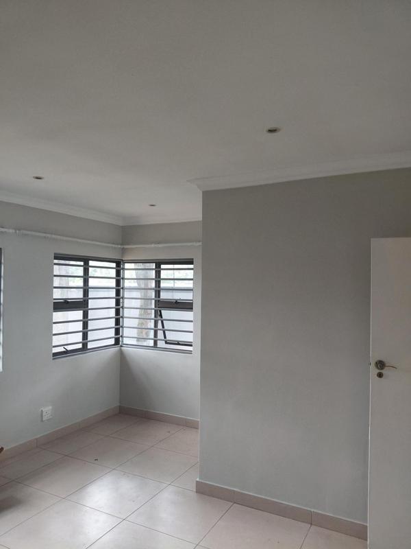 To Let 4 Bedroom Property for Rent in Bedfordview Gauteng