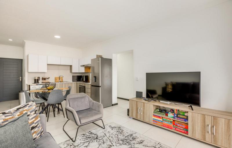 To Let 3 Bedroom Property for Rent in Broadacres Gauteng