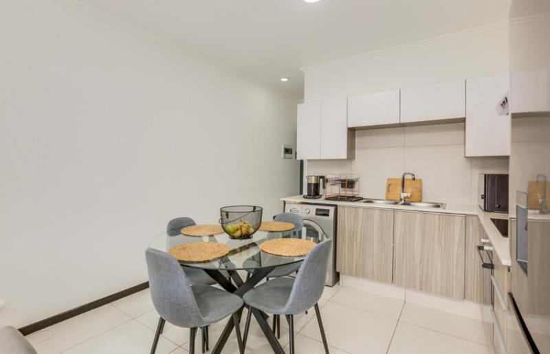 To Let 3 Bedroom Property for Rent in Broadacres Gauteng