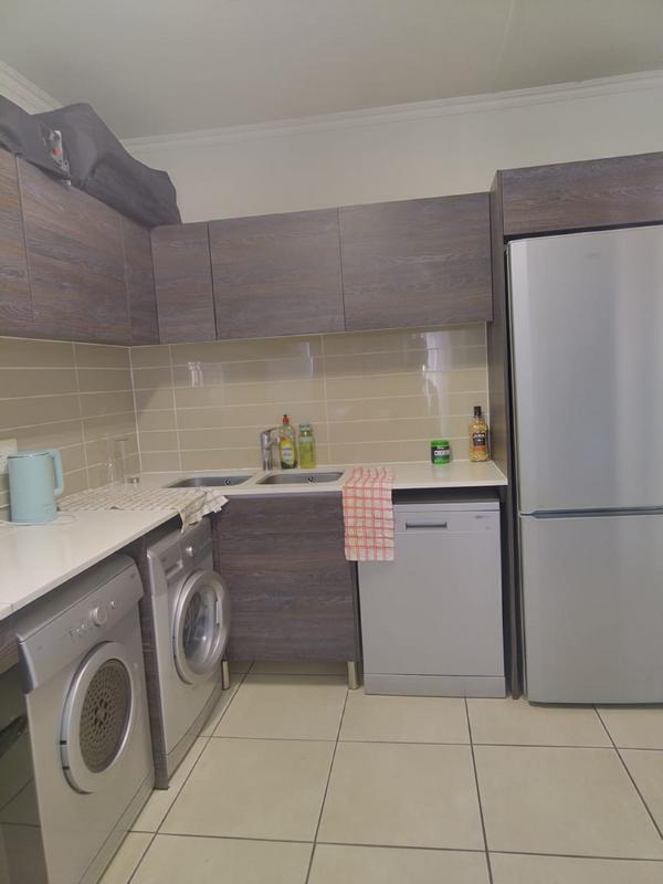 To Let 1 Bedroom Property for Rent in Olivedale Gauteng