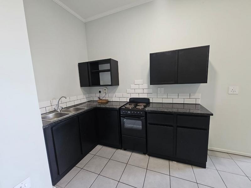 To Let 2 Bedroom Property for Rent in Florida Gauteng