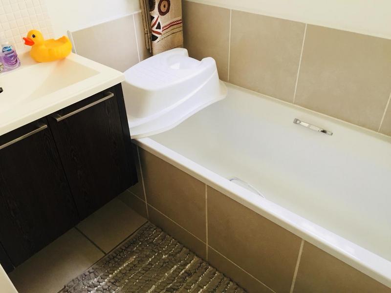 To Let 2 Bedroom Property for Rent in Fourways Gauteng