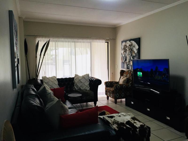 To Let 2 Bedroom Property for Rent in Fourways Gauteng