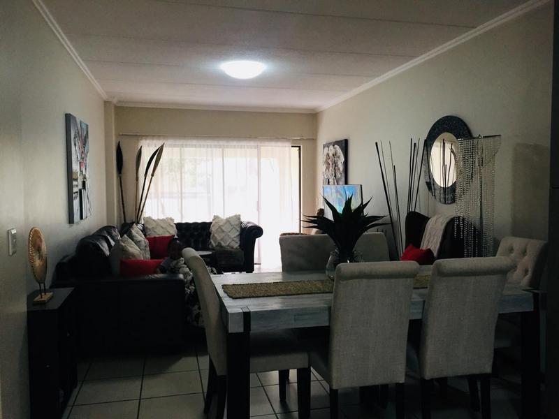 To Let 2 Bedroom Property for Rent in Fourways Gauteng