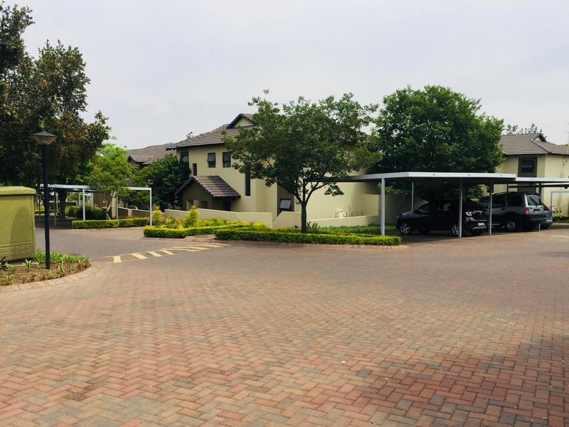 To Let 2 Bedroom Property for Rent in Fourways Gauteng