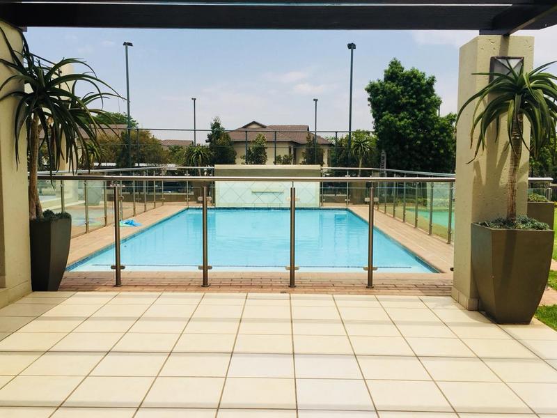 To Let 2 Bedroom Property for Rent in Fourways Gauteng