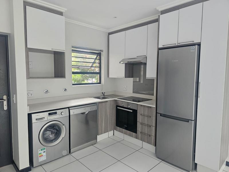 To Let 1 Bedroom Property for Rent in Lonehill Gauteng