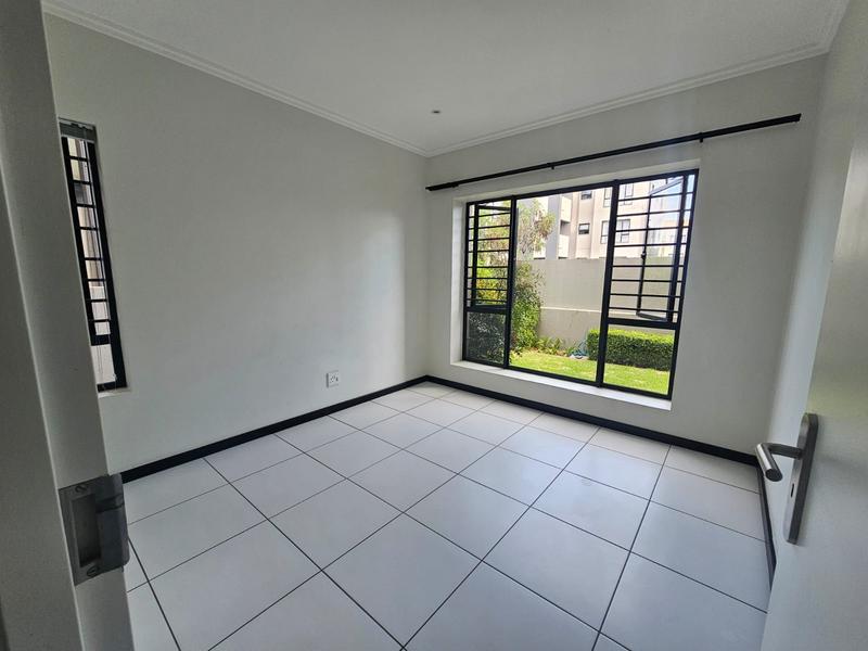 To Let 1 Bedroom Property for Rent in Lonehill Gauteng