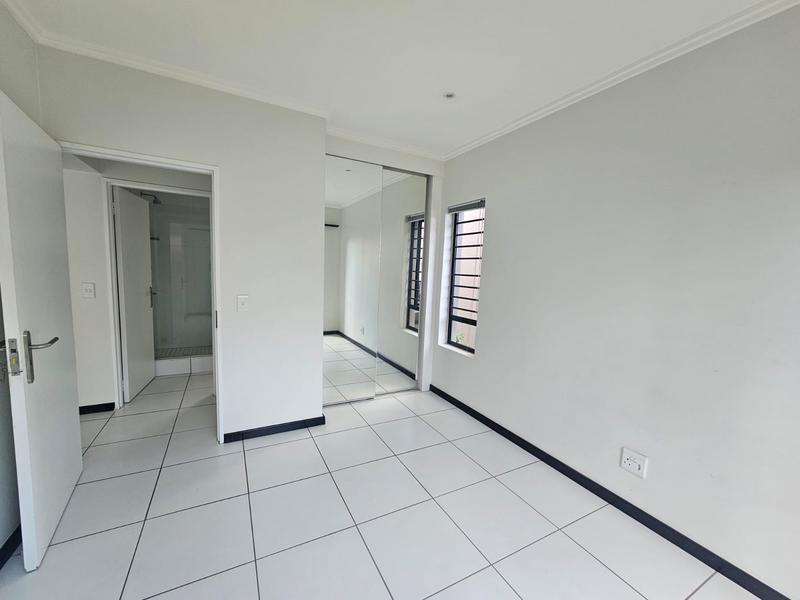 To Let 1 Bedroom Property for Rent in Lonehill Gauteng