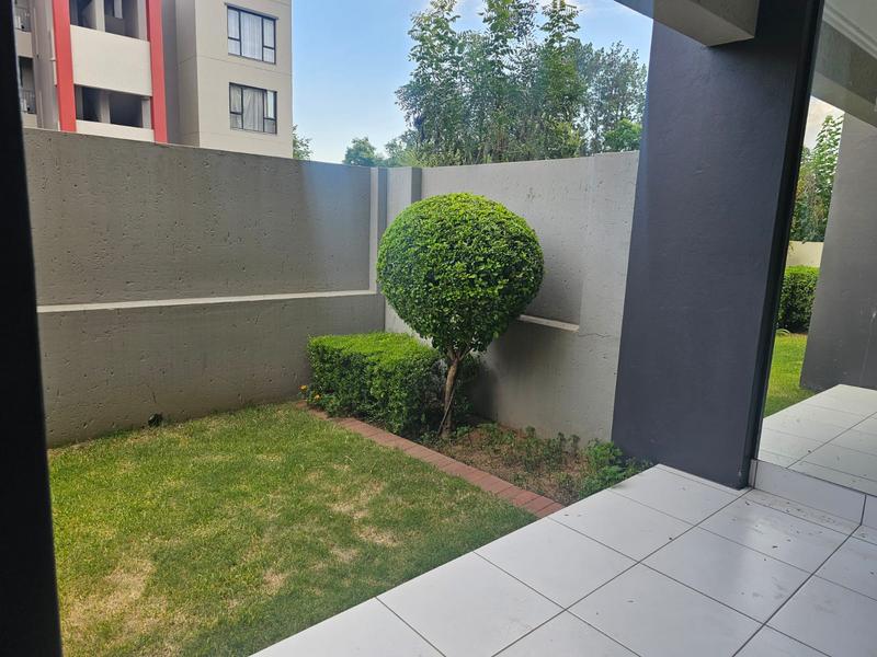 To Let 1 Bedroom Property for Rent in Lonehill Gauteng
