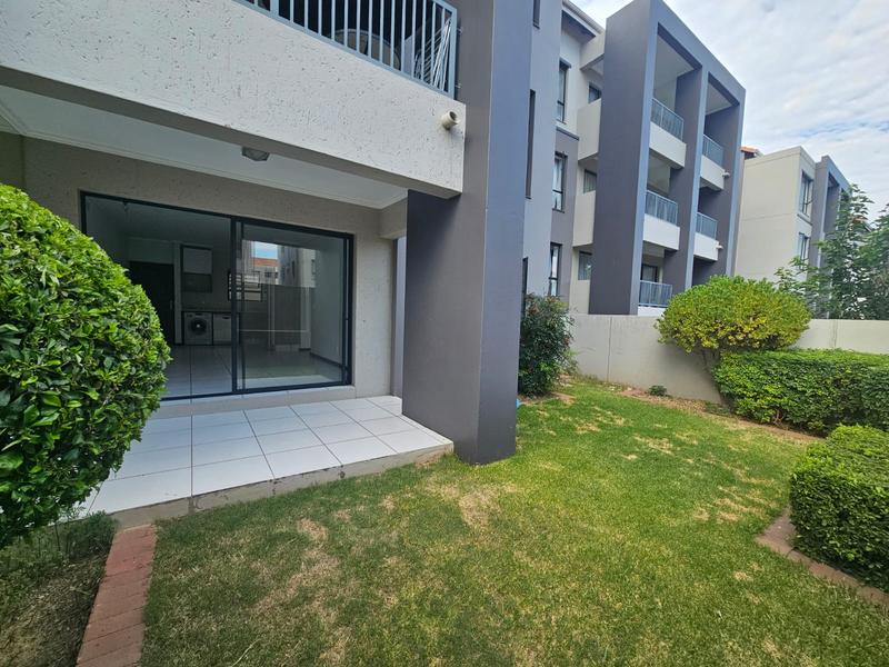 To Let 1 Bedroom Property for Rent in Lonehill Gauteng