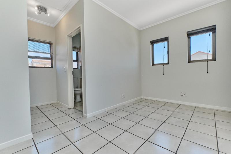 1 Bedroom Property for Sale in Paulshof Gauteng