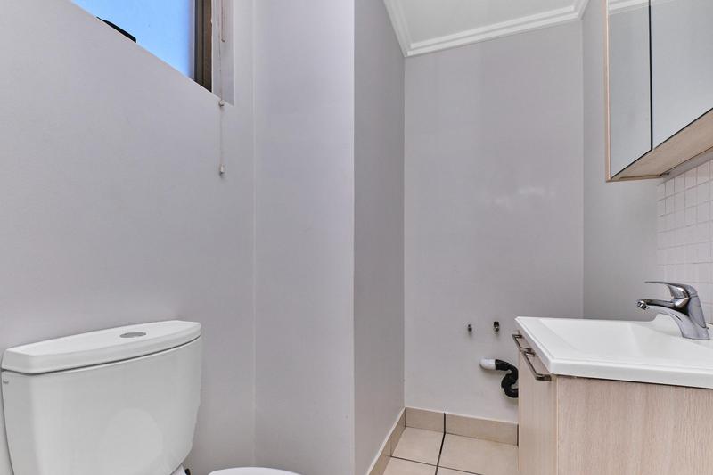 1 Bedroom Property for Sale in Paulshof Gauteng