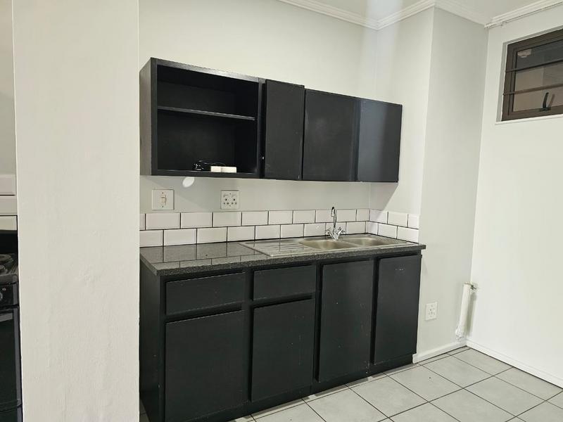 To Let 2 Bedroom Property for Rent in Roodepoort Gauteng