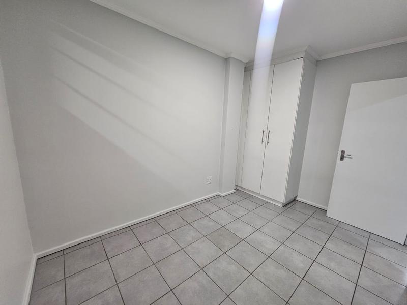 To Let 2 Bedroom Property for Rent in Roodepoort Gauteng