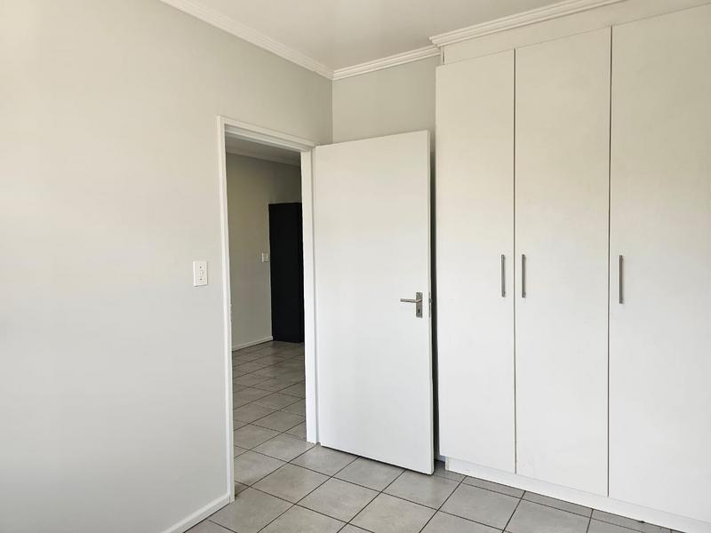 To Let 2 Bedroom Property for Rent in Roodepoort Gauteng