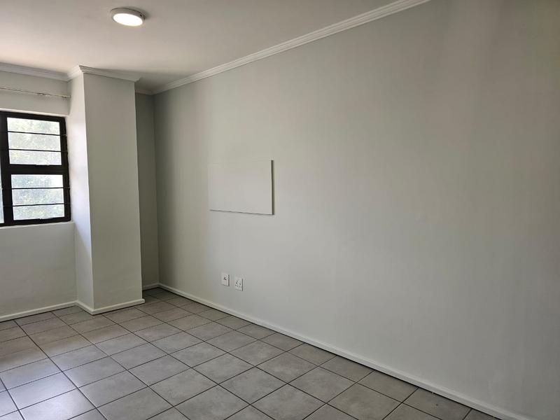 To Let 2 Bedroom Property for Rent in Roodepoort Gauteng