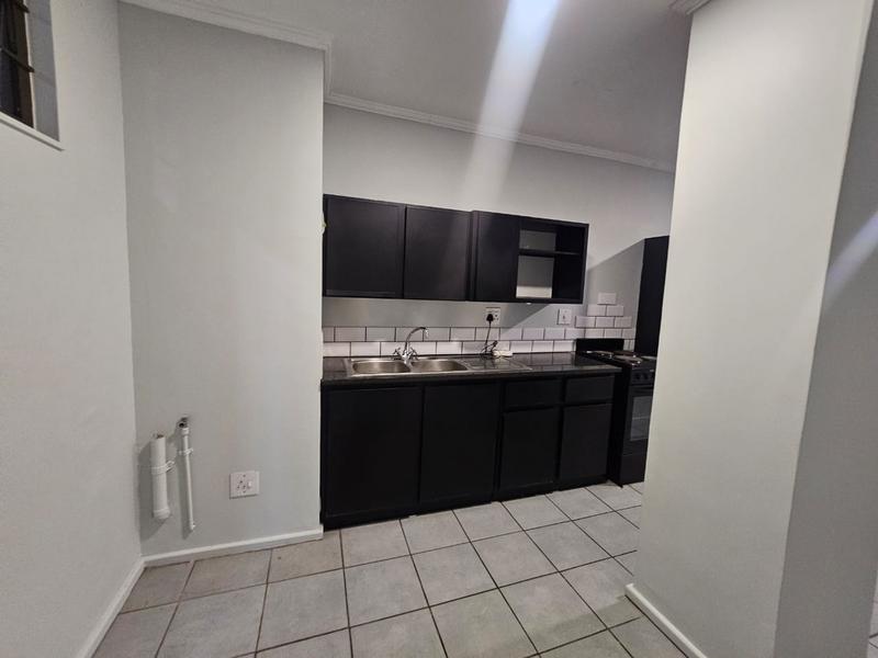 To Let 2 Bedroom Property for Rent in Roodepoort Gauteng