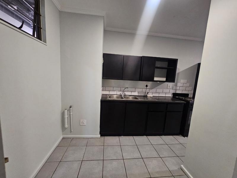 To Let 2 Bedroom Property for Rent in Roodepoort Gauteng