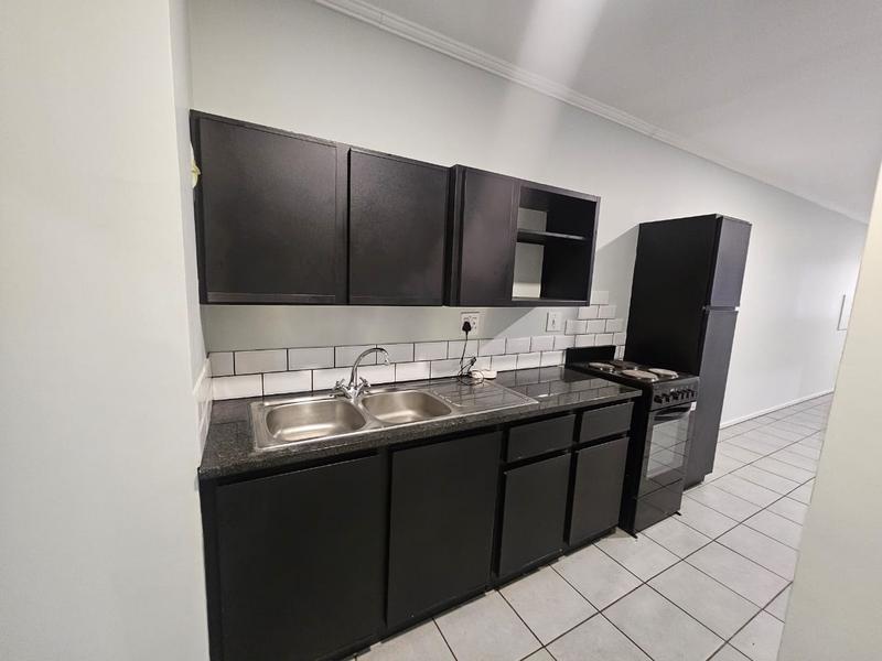 To Let 2 Bedroom Property for Rent in Roodepoort Gauteng