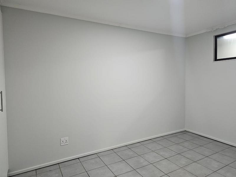 To Let 2 Bedroom Property for Rent in Roodepoort Gauteng