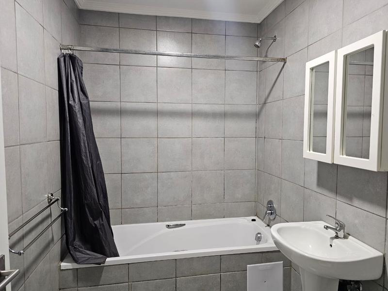 To Let 2 Bedroom Property for Rent in Roodepoort Gauteng