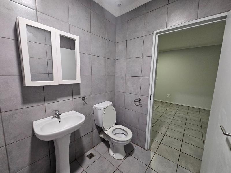 To Let 2 Bedroom Property for Rent in Roodepoort Gauteng