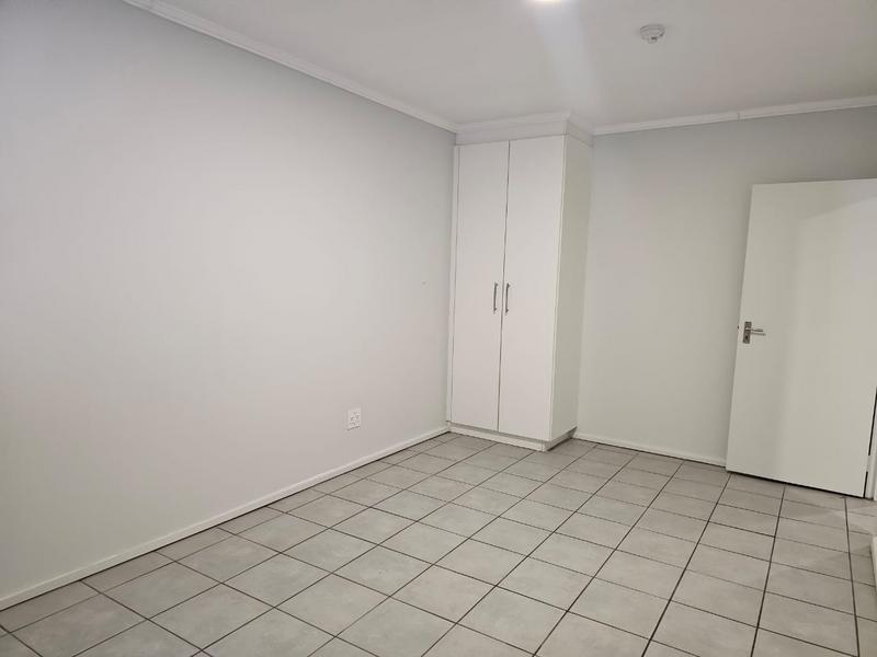 To Let 2 Bedroom Property for Rent in Roodepoort Gauteng