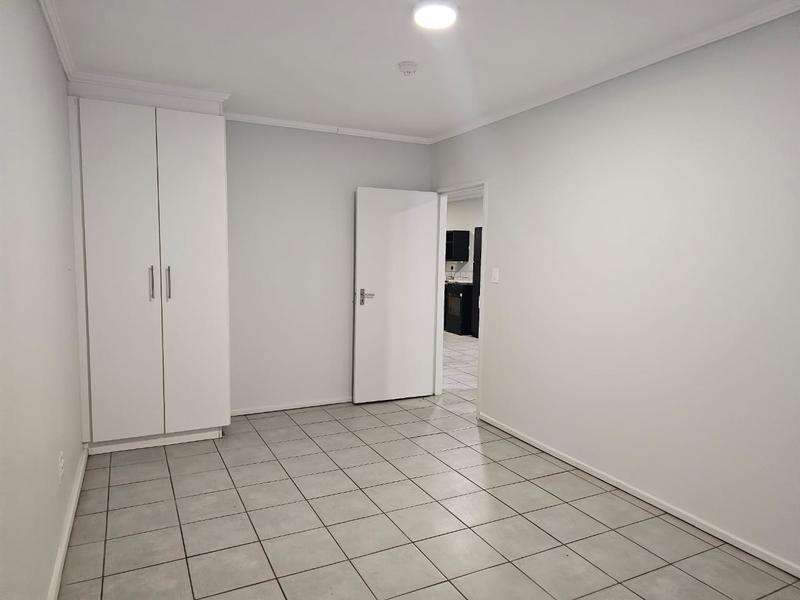 To Let 2 Bedroom Property for Rent in Roodepoort Gauteng