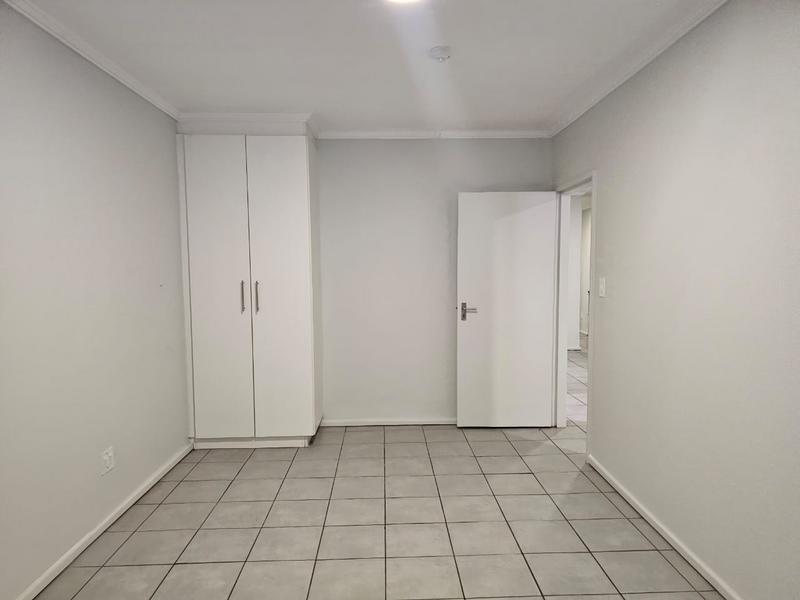 To Let 2 Bedroom Property for Rent in Roodepoort Gauteng