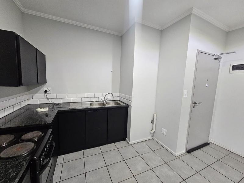 To Let 2 Bedroom Property for Rent in Roodepoort Gauteng