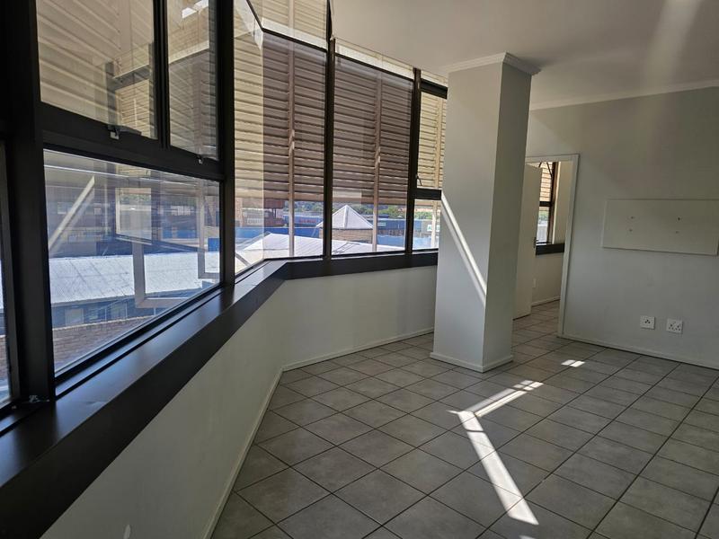 To Let 2 Bedroom Property for Rent in Roodepoort Gauteng