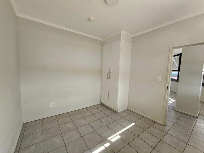 To Let 2 Bedroom Property for Rent in Roodepoort Gauteng